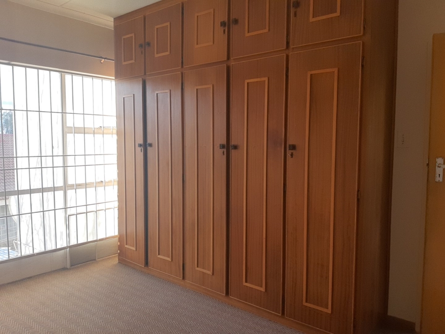 To Let 4 Bedroom Property for Rent in Suidrand Free State